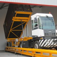 fmf-Sugar-Container-Unloading